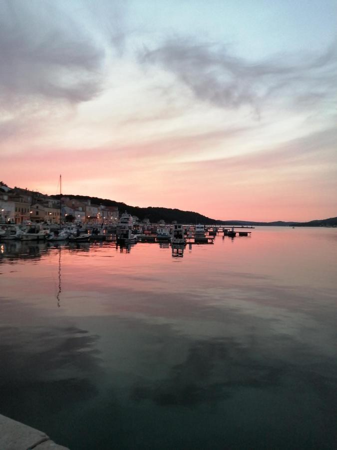 Apartment Rojal Mali Lošinj Dış mekan fotoğraf